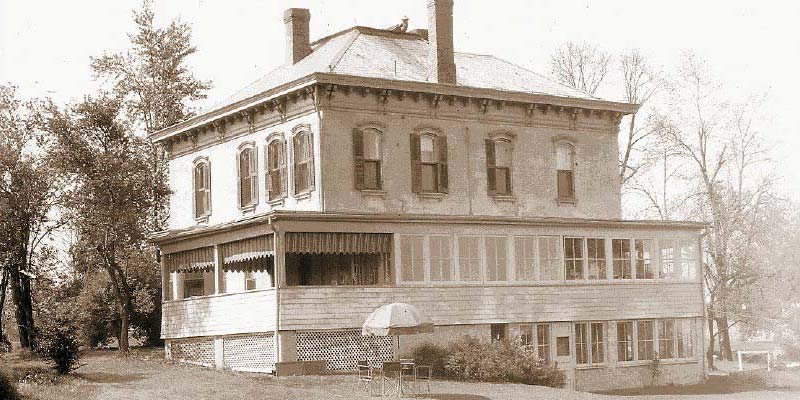 The clubhouse at The Elms of Massillon